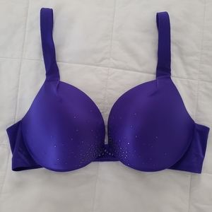 NWOT Victoria's Secret Very Sexy Plunge Pushup 34C